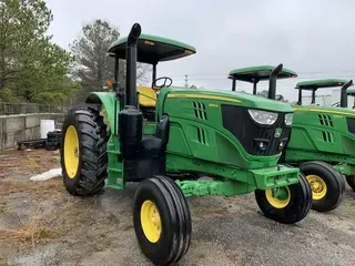 2017 John Deere 6155M