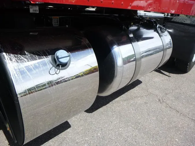 2023 Peterbilt 579f5ab0d172171c90c8bb562e4dd331b6d