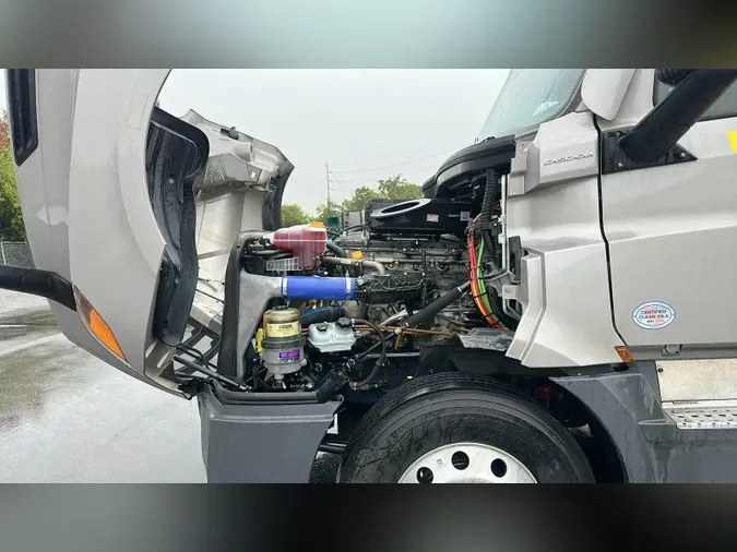 2024 Freightliner Cascadia 126