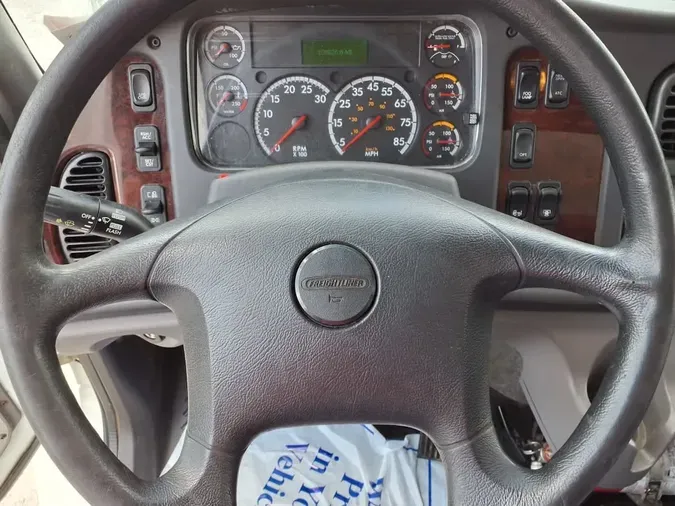 2019 FREIGHTLINER/MERCEDES M2 106
