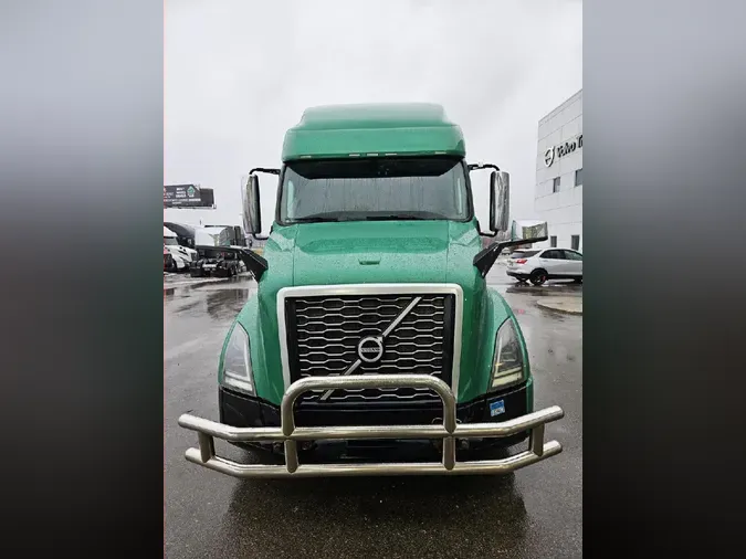 2020 VOLVO VNL64T760