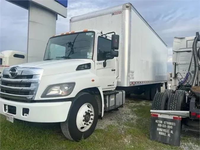2020 Hino 268A