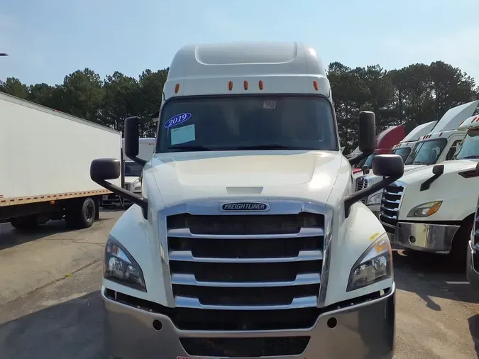 2019 FREIGHTLINER NEW CASCADIA PX12664