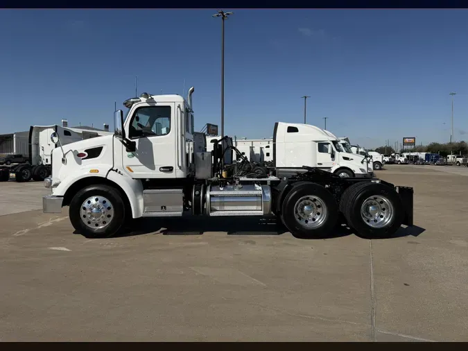 2020 Peterbilt 567