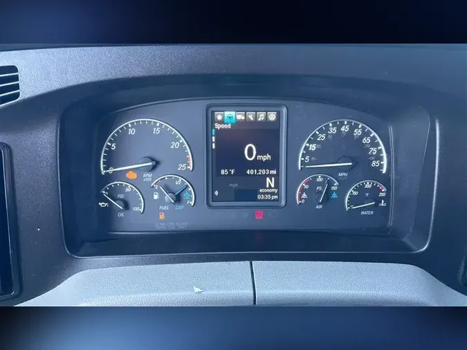 2022 FREIGHTLINER CA126