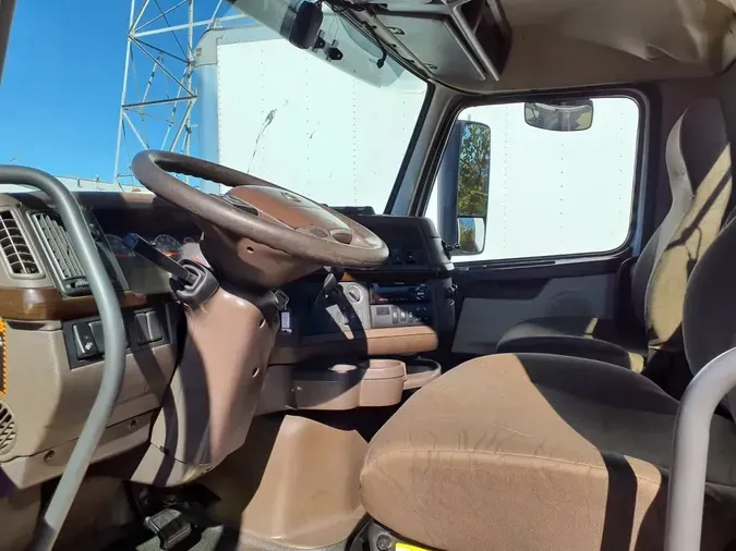 2018 VOLVO VNL64TRACTOR