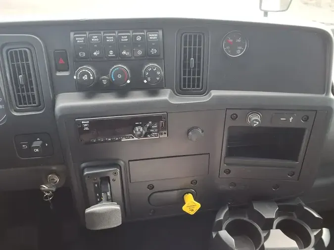 2020 NAVISTAR INTERNATIONAL MV607 (4X2)