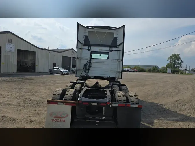 2020 Volvo VNL300f5c4883289b766b5c1235c45d79b2c39