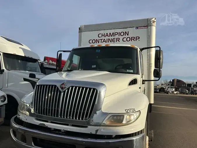 2011 INTERNATIONAL DURASTAR 4400