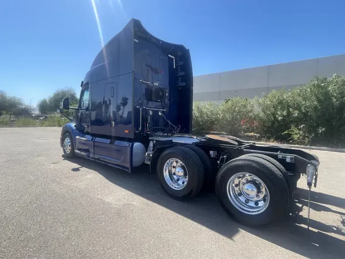 2023 Peterbilt 579