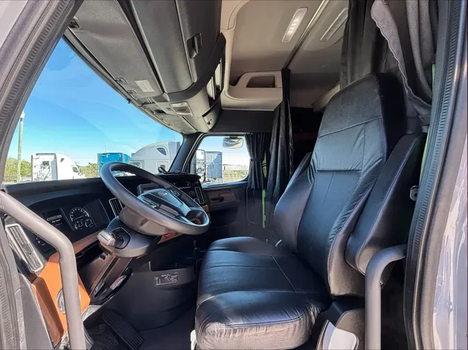 2023 Freightliner Cascadia 116