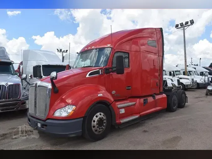 2021 KENWORTH T680f5c814306db2386bdd1a9267b9751706