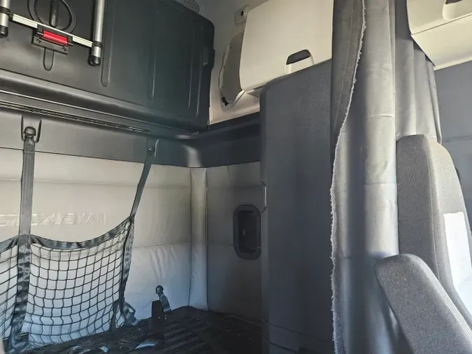 2022 Freightliner Cascadia