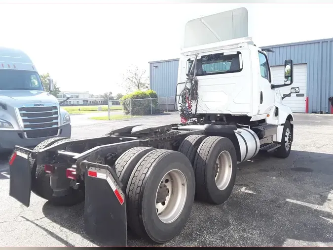 2020 NAVISTAR INTERNATIONAL LT625 DAYCAB T/A