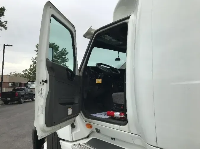 2019 International LT625