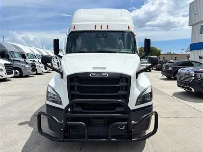 2022 Freightliner PT126SLP