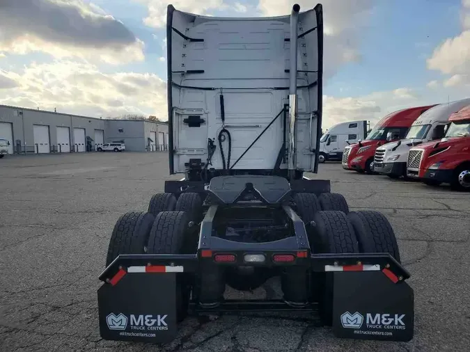 2020 VOLVO VNL64T760f5ced8a069358c2a4df505a9178dd6c1