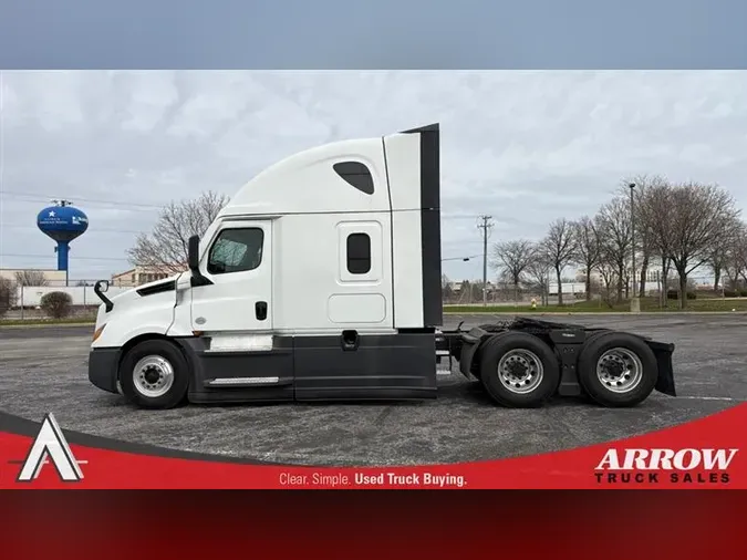 2022 FREIGHTLINER CA126