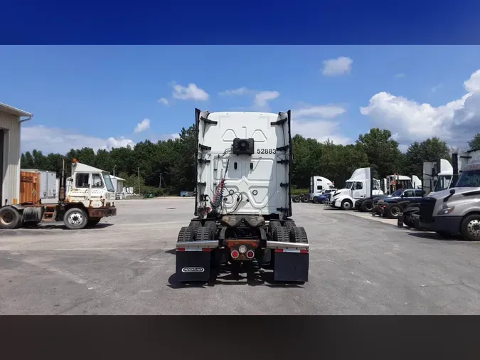 2022 Freightliner Cascadia 126