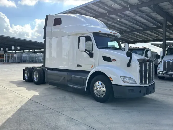 2021 Peterbilt 579