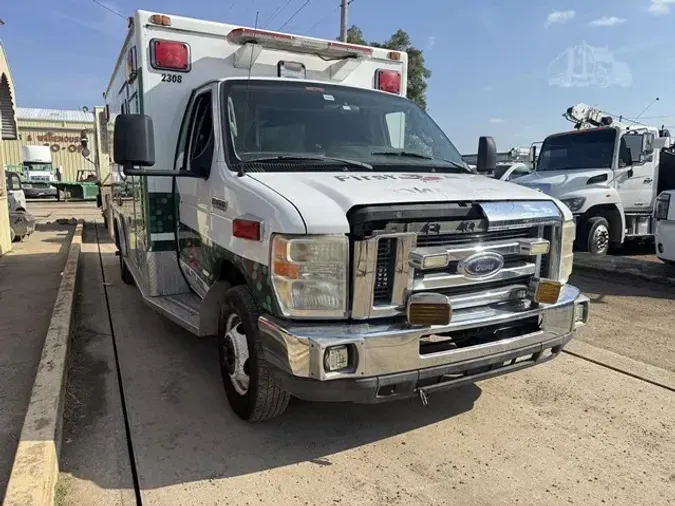 2009 FORD E450 SD