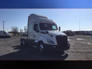 2021 Freightliner Cascadia 126
