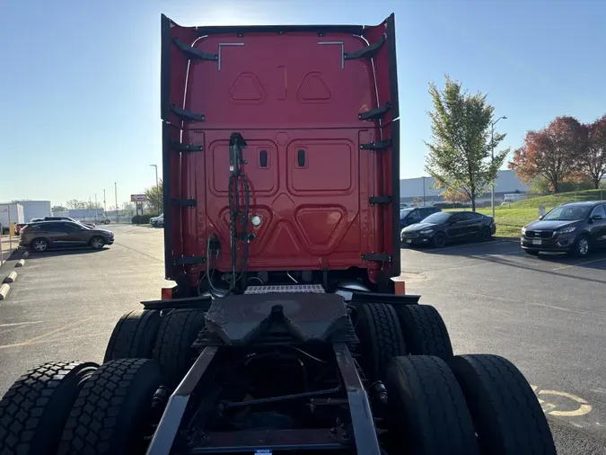 2020 Freightliner Cascadia