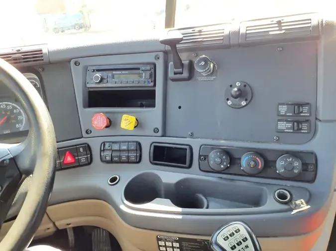 2017 FREIGHTLINER/MERCEDES CASCADIA 125