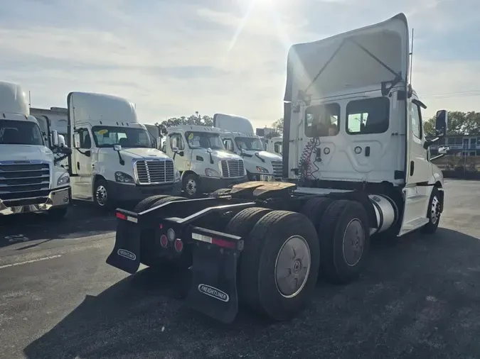 2019 FREIGHTLINER/MERCEDES NEW CASCADIA PX12664f5de906e7130324f6c08bbafc8a69ab1