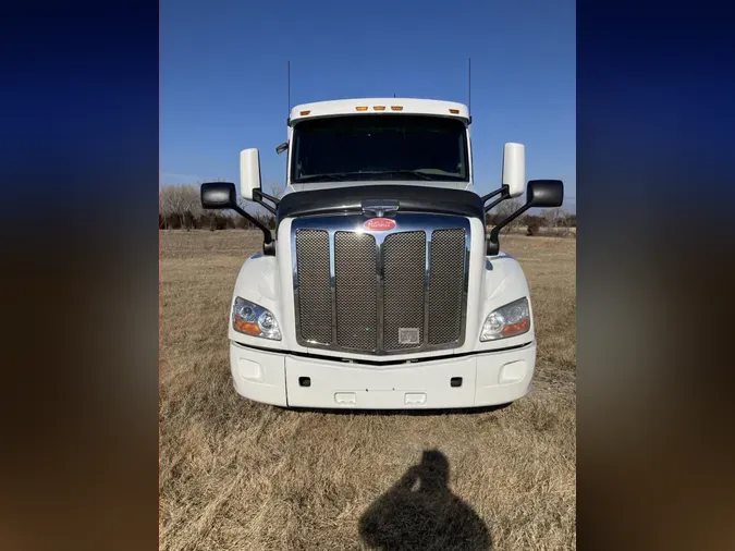 2022 Peterbilt 579