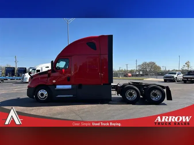 2023 FREIGHTLINER CA126