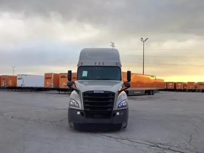 2020 Freightliner Cascadia