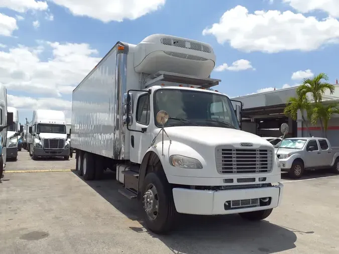 2015 FREIGHTLINER/MERCEDES M2 106