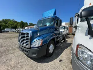 2014 Freightliner CASCADIA 125