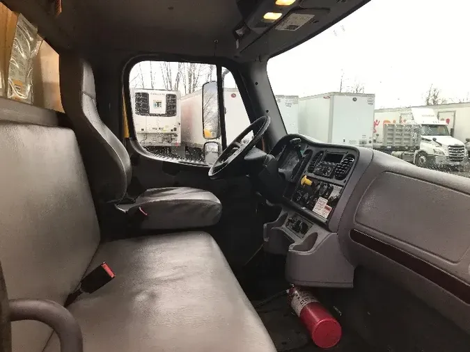 2018 Freightliner M2
