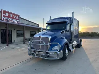 2022 KENWORTH T680