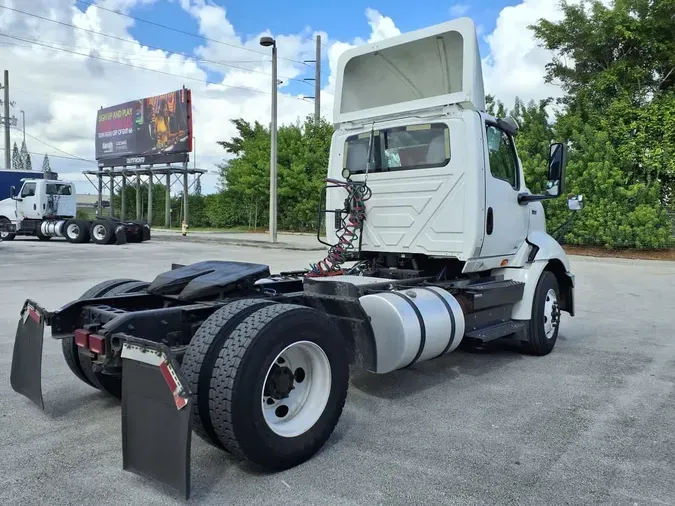 2018 NAVISTAR INTERNATIONAL RH613 DAYCAB T/A