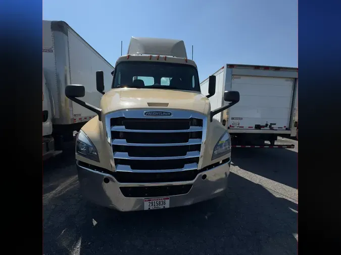 2020 FREIGHTLINER/MERCEDES NEW CASCADIA PX12664