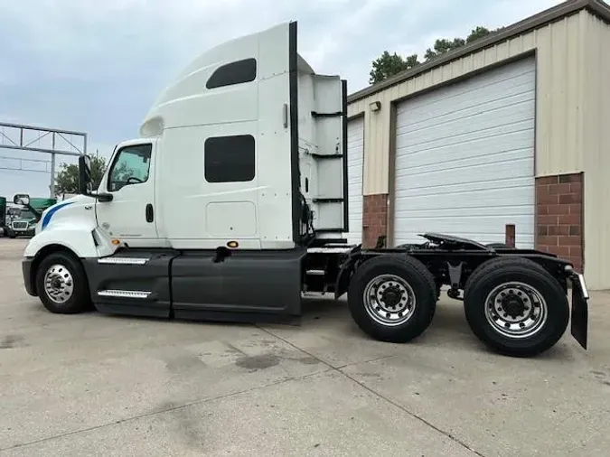 2020 International LT625