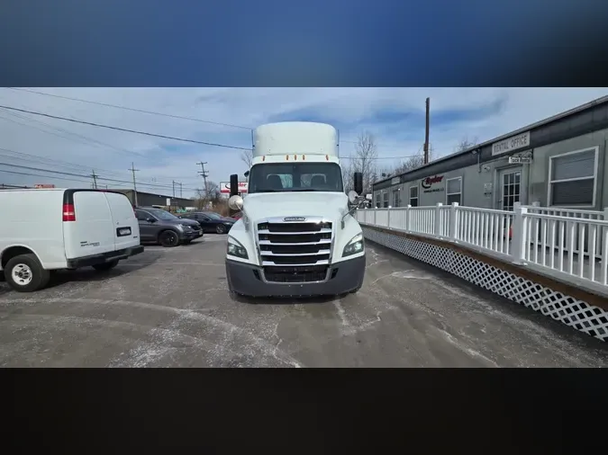2020 FREIGHTLINER/MERCEDES NEW CASCADIA 126
