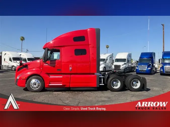 2022 VOLVO VNL760