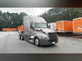 2022 Freightliner Cascadia 126