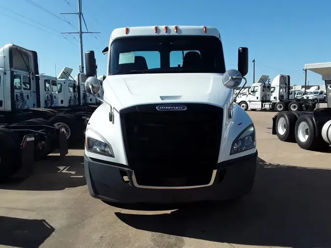 2020 FREIGHTLINER/MERCEDES NEW CASCADIA 126f60133fd1ad35abd93e390d0b026b022