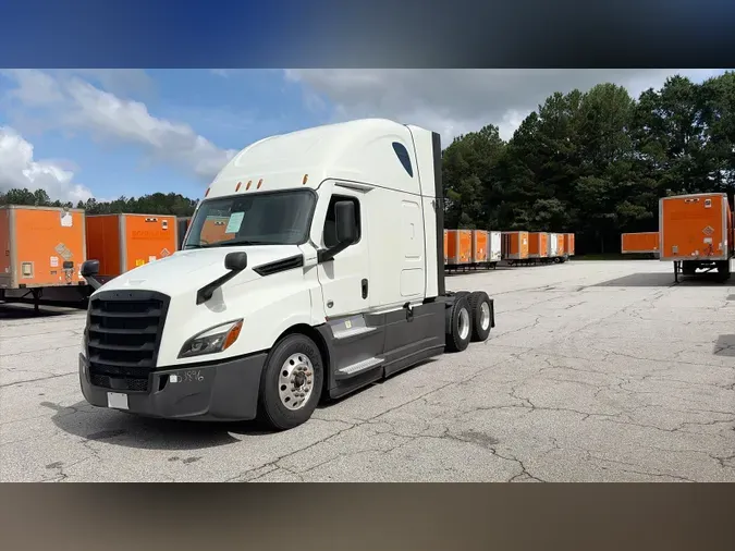 2023 Freightliner Cascadia 126
