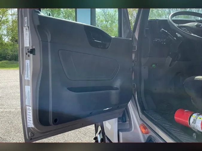 2022 INT LT625 6x4f609e5c71dd35ad8fbc2fea7b211fa17