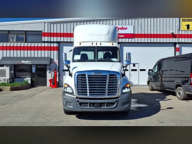2019 FREIGHTLINER/MERCEDES CASCADIA 125f60b83352881a3ca3e77595219e62ef0