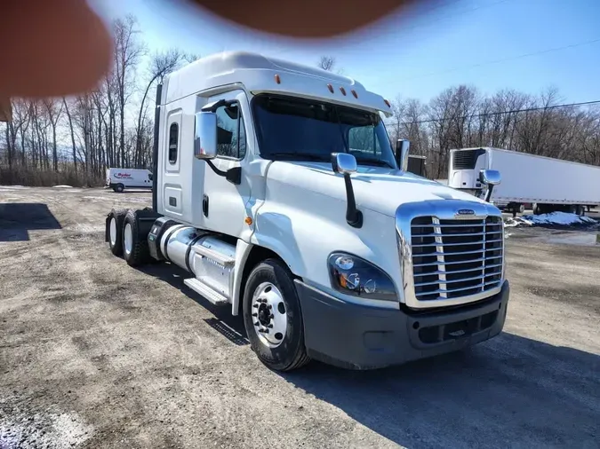 2020 FREIGHTLINER/MERCEDES CASCADIA 125f60d1de639d67027ad0158fac7060030