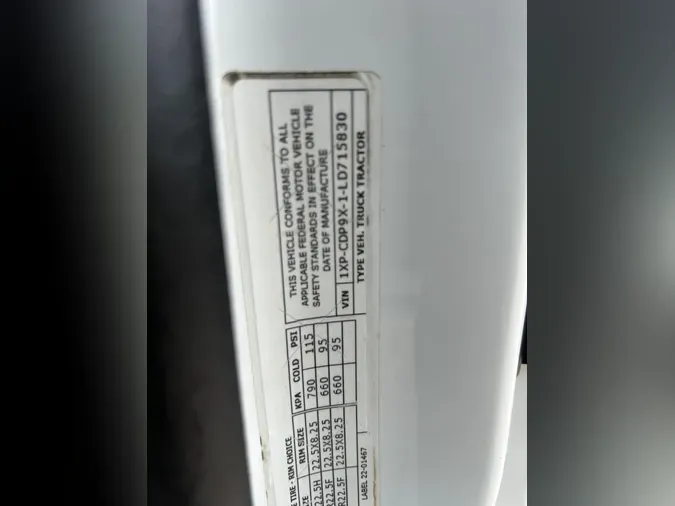 2020 Peterbilt 567