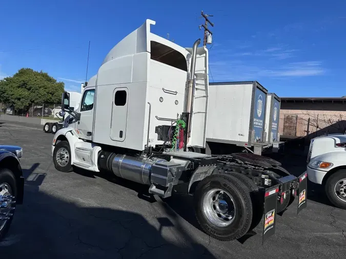 2015 Peterbilt 579