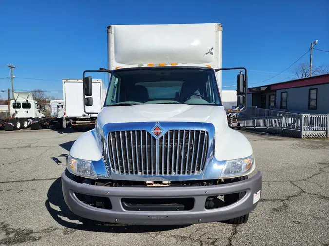 2019 NAVISTAR INTERNATIONAL 4300 LP